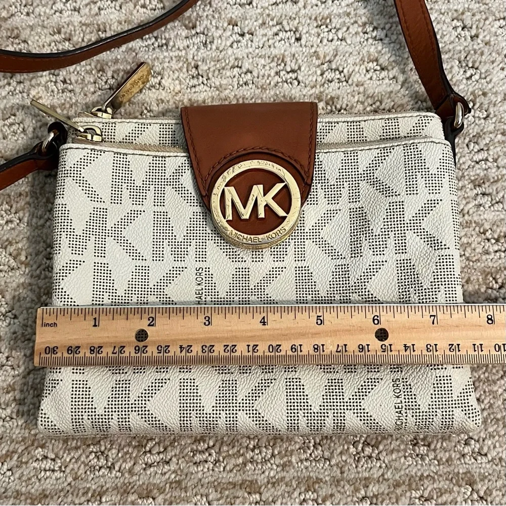 MICHAEL KORS Fulton Small White Saffiano Leather Crossbody Purse MK monogram - Picture 15 of 16